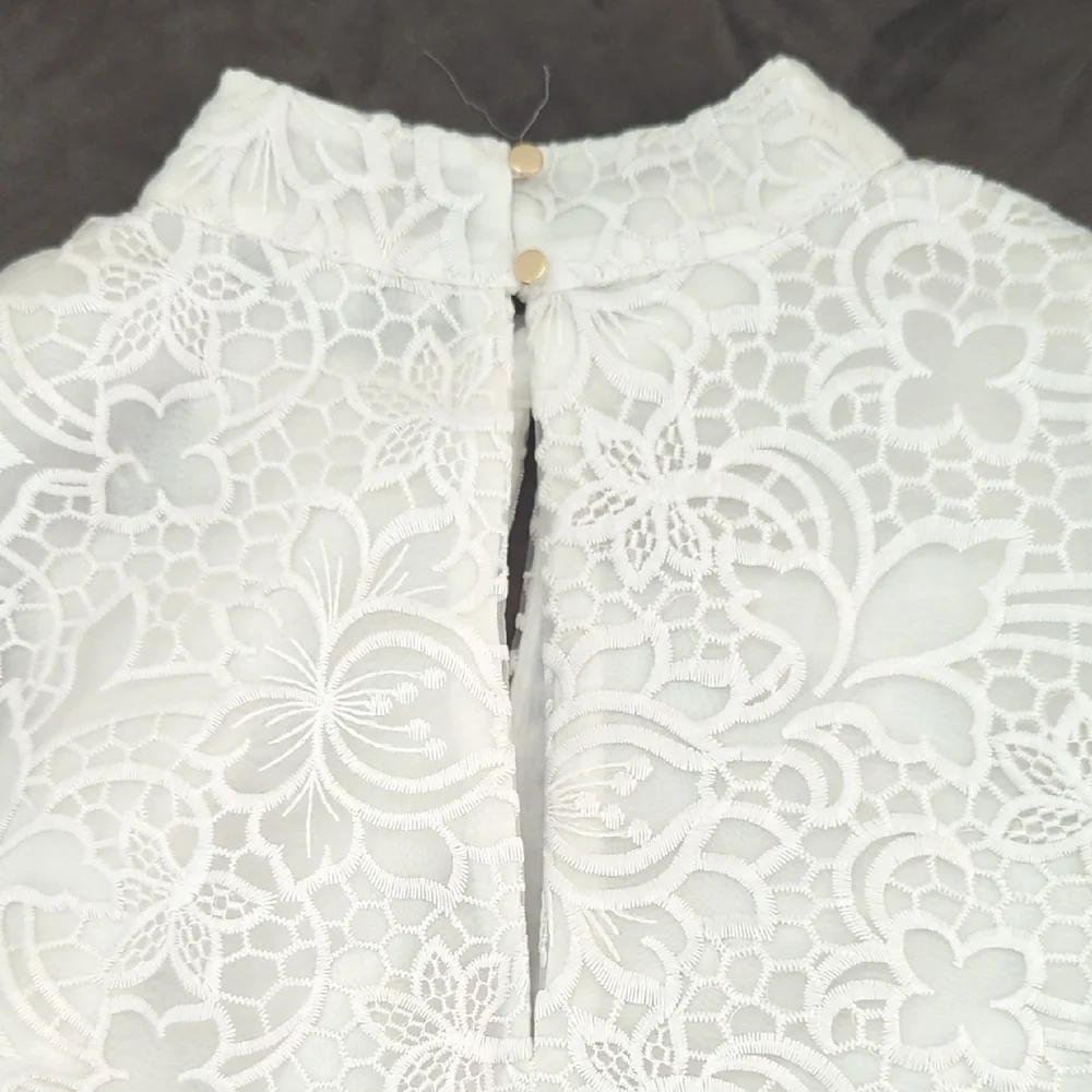 White House Black Market Floral Lace Blouse - Picture 6 of 8